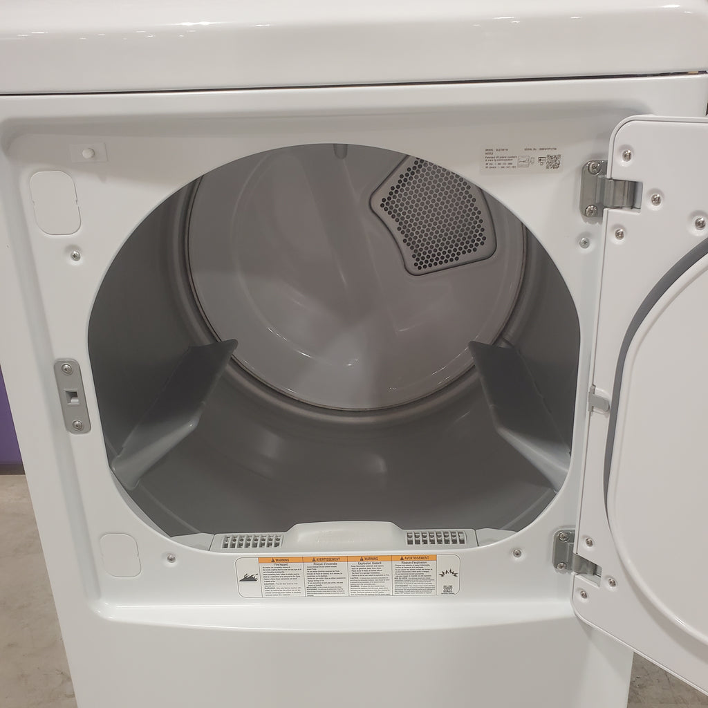 Pictures of LG Ultra Large Capacity Top Load 4.1 Cu. Ft. Washer with Agitator and Deep Fill WT6105CW - New and LG Ultra Large Capacity Gas 7.3 Cu. Ft. Dryer with Sensor Dry Technology DLG7001W - Open Box - Neu Appliance Outlet - Discount Appliance Outlet in Austin, Tx