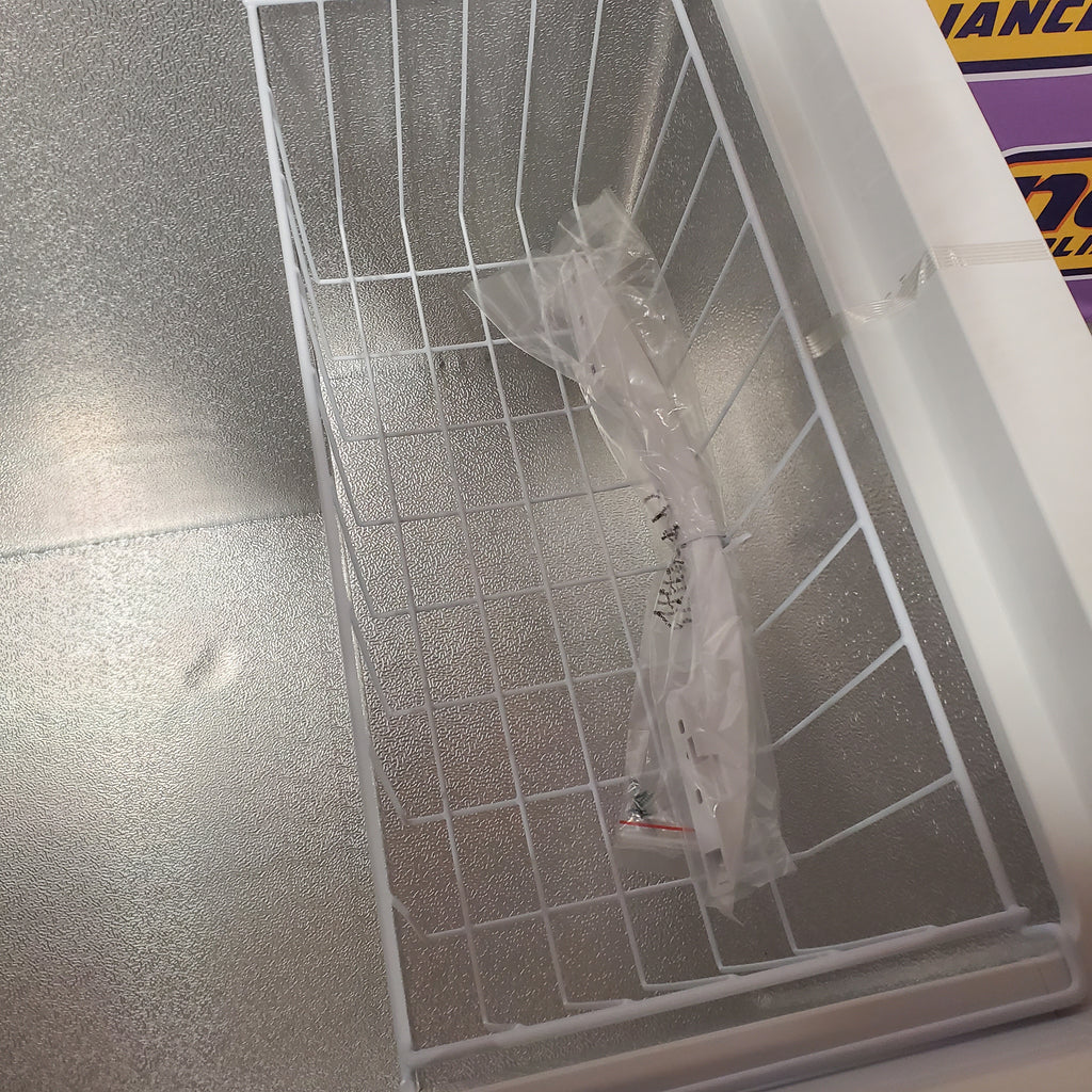 Pictures of Hamilton Beach 14-cu ft Garage Ready Chest Freezer in White 6SD145 - HBFRF1497-3BCOM - Neu Appliance Outlet - Discount Appliance Outlet in Austin, Tx
