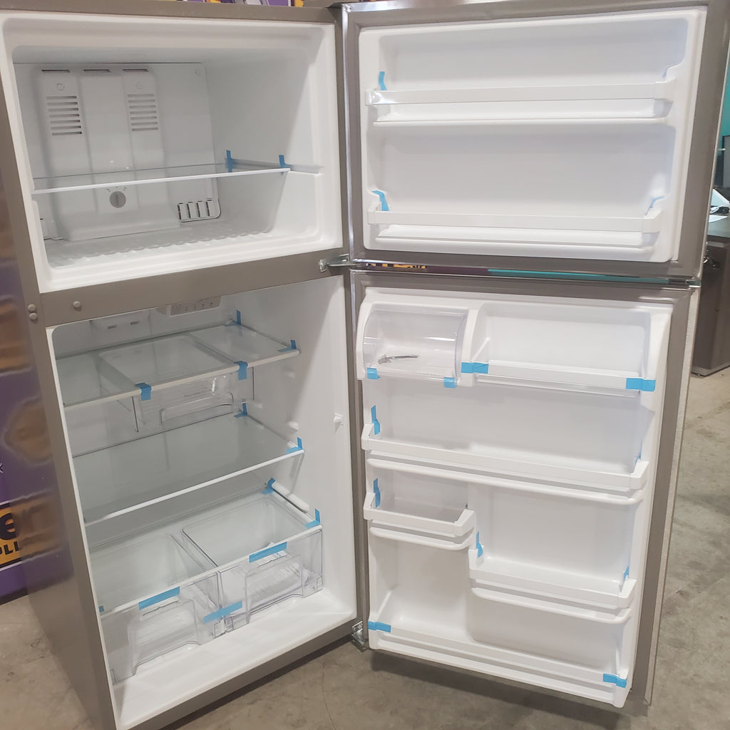 Pictures of Whirlpool Monochromatic Stainless Steel 18 cu ft 30" Wide ENERGY STAR Top-Freezer Refrigerator with Clear, Humidity Controlled Crispers WRT148FZDM - Scratch & Dent - Minor - Neu Appliance Outlet - Discount Appliance Outlet in Austin, Tx