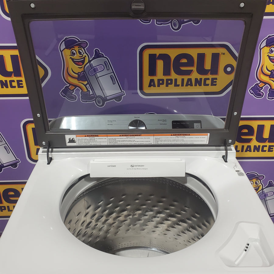 Maytag Top Load 4.8 cu ft Washer with Deep Fill and Slow-Close Glass Lid MVW6200KW - Scratch & Dent (Moderate) and Maytag 7.0 cu ft Electric Dryer with Moisture Sensing and Quick Dry Cycle T8713 - MED6200KW - Scratch & Dent (Minor)