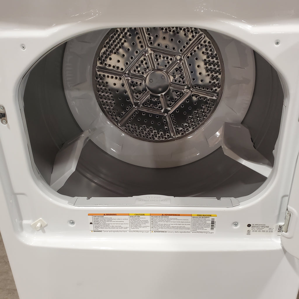 Hotpoint® 4.0 cu. ft. Capacity Washer with Cold Plus and Water Level Control HTW265ASWWW - Scratch & Dent (Minor) and Hotpoint® 6.2 cu. ft. vented Electric Dryer with Auto Dry 16143 - HTX26EASWWW - Scratch & Dent (Minor)