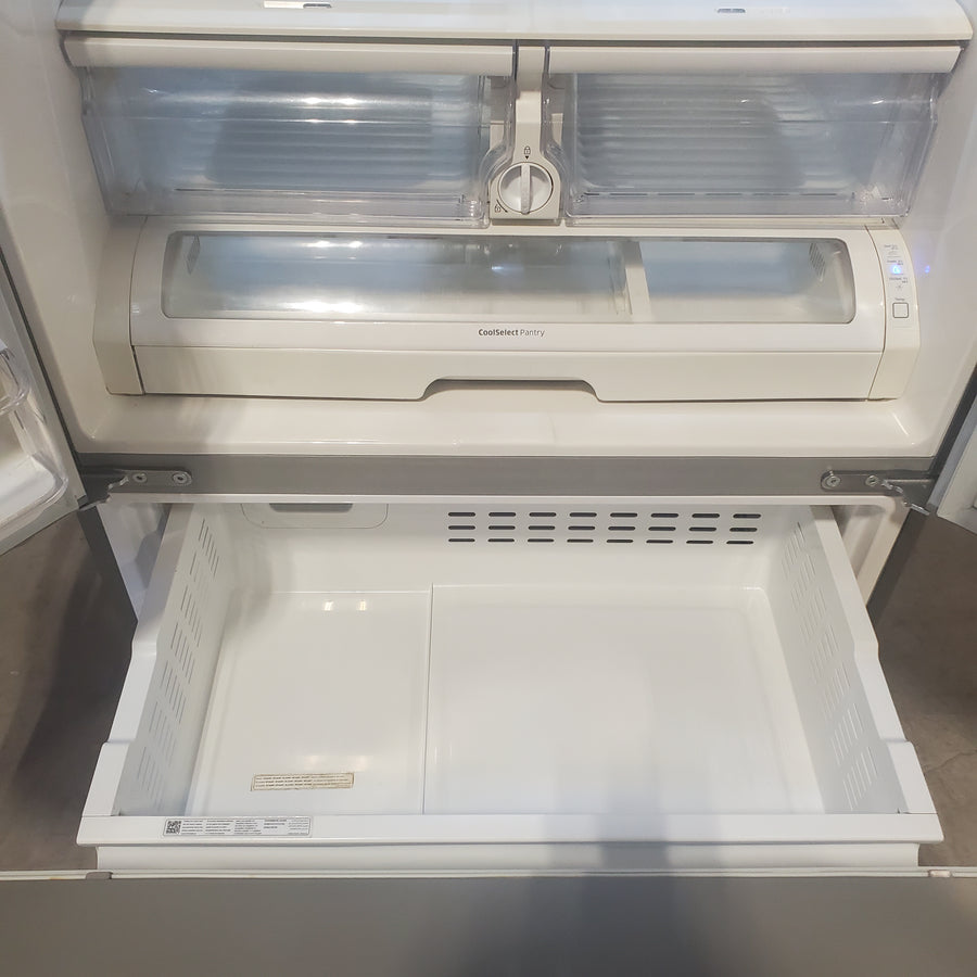 Samsung French Door with Family Hub, 24.2 cu. ft in Stainless Steel RF265BEAESR - Scratch & Dent (Major)