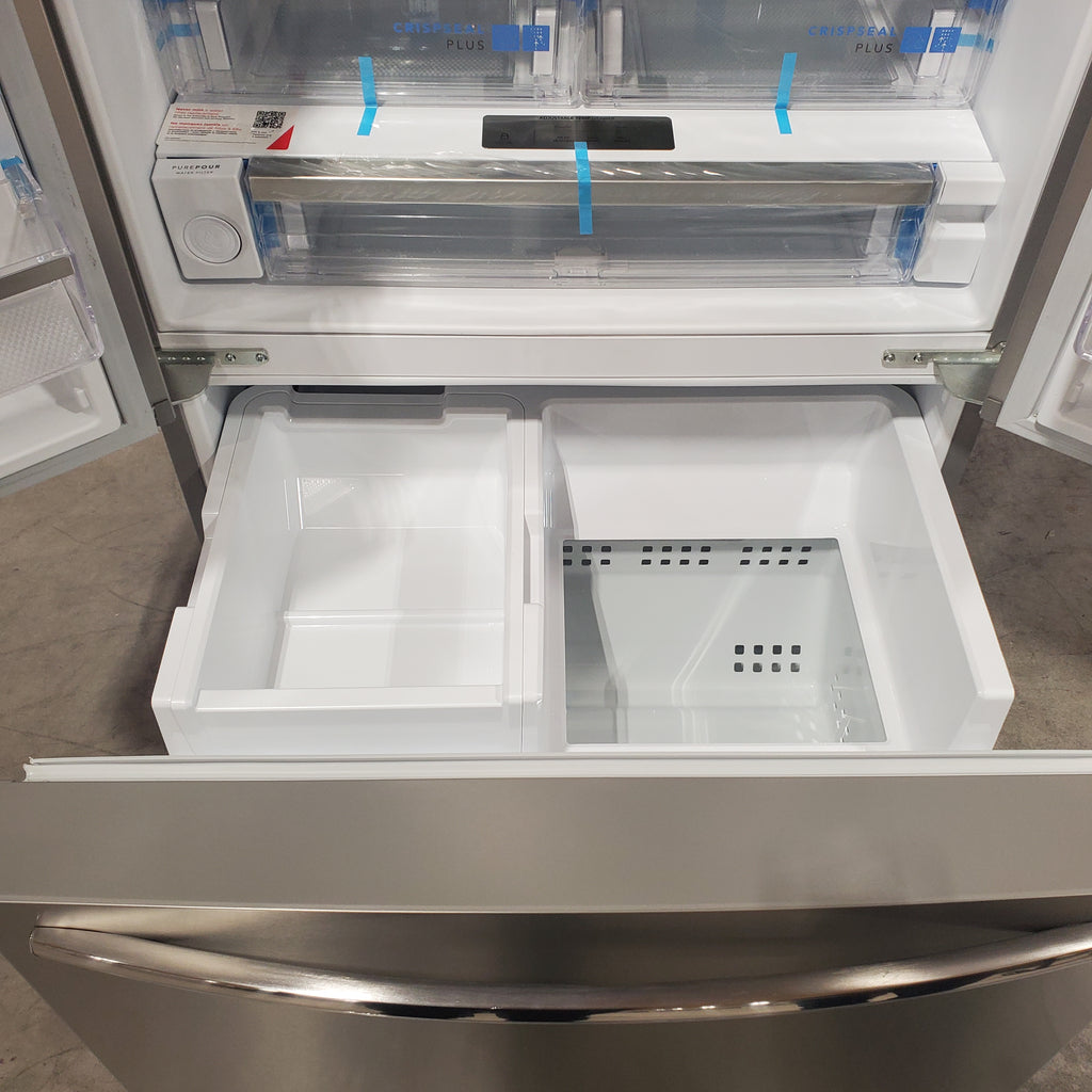 Frigidaire 27.8-cu ft ENERGY STAR French Door Refrigerator with Dual Ice Maker in Fingerprint Resistant Stainless Steel 4SD463 - GRFS2853AF - Scratch & Dent (Moderate)