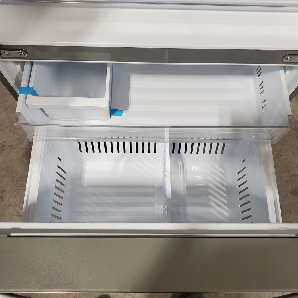 Pictures of LG 27 cu. ft. Smart Counter-Depth MAX™ French Door Refrigerator with Linear Cooling™ and Internal Water Dispenser LRFLC2706S - Scratch & Dent (Minor) - Neu Appliance Outlet - Discount Appliance Outlet in Austin, Tx