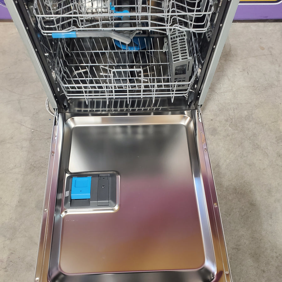 Frigidaire Gallery Stainless Steel Tub Dishwasher with CleanBoost™ 3SD448 - GDSP4715AF - Scratch & Dent (Minor)