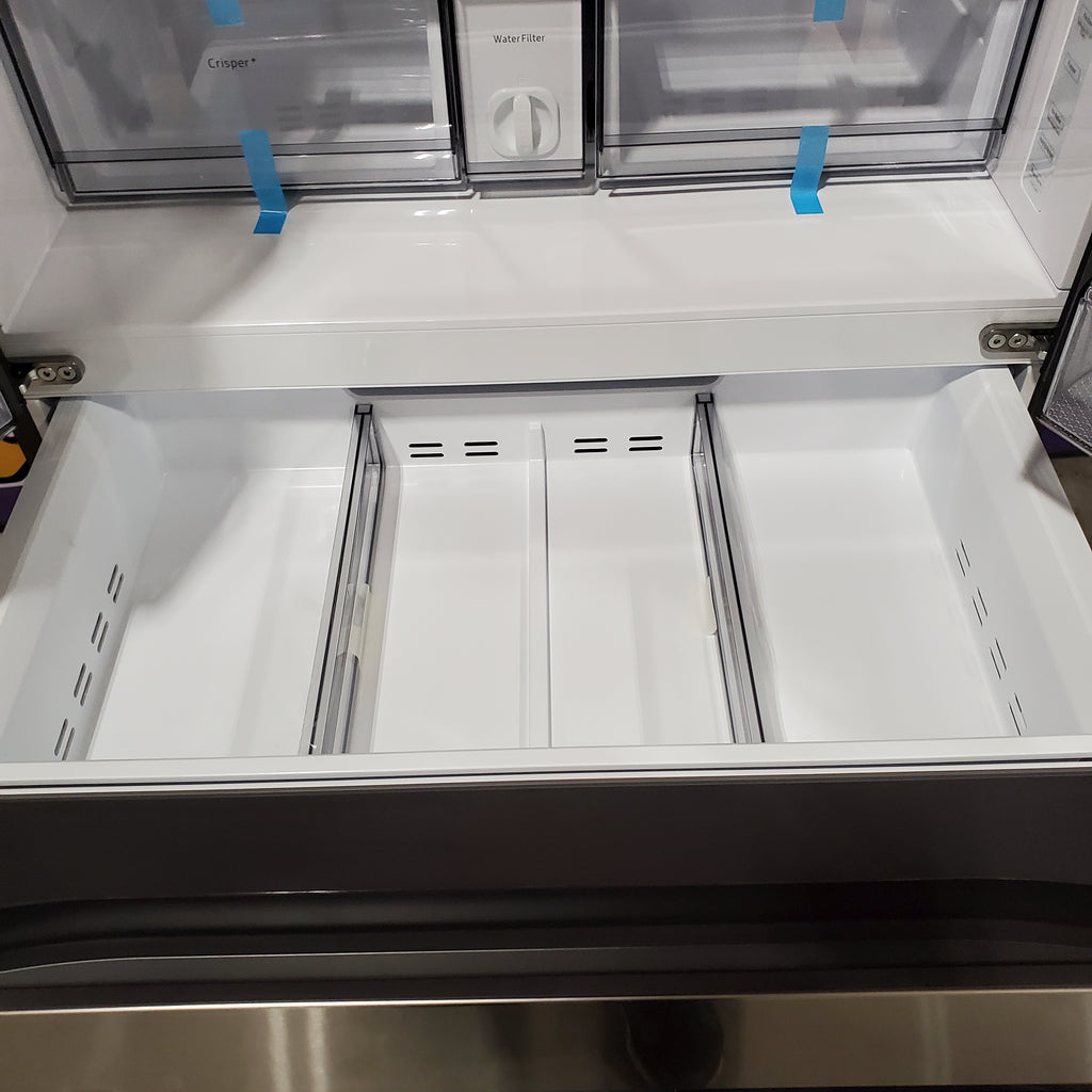 Pictures of Samsung Bespoke 23 cu. ft. Counter Depth 4-Door French Door Stainless Steel Refrigerator with Inner Beverage Center™ & FlexZone™ Drawer - 4SD431 - RF70F23DERAA - Neu Appliance Outlet - Discount Appliance Outlet in Austin, Tx