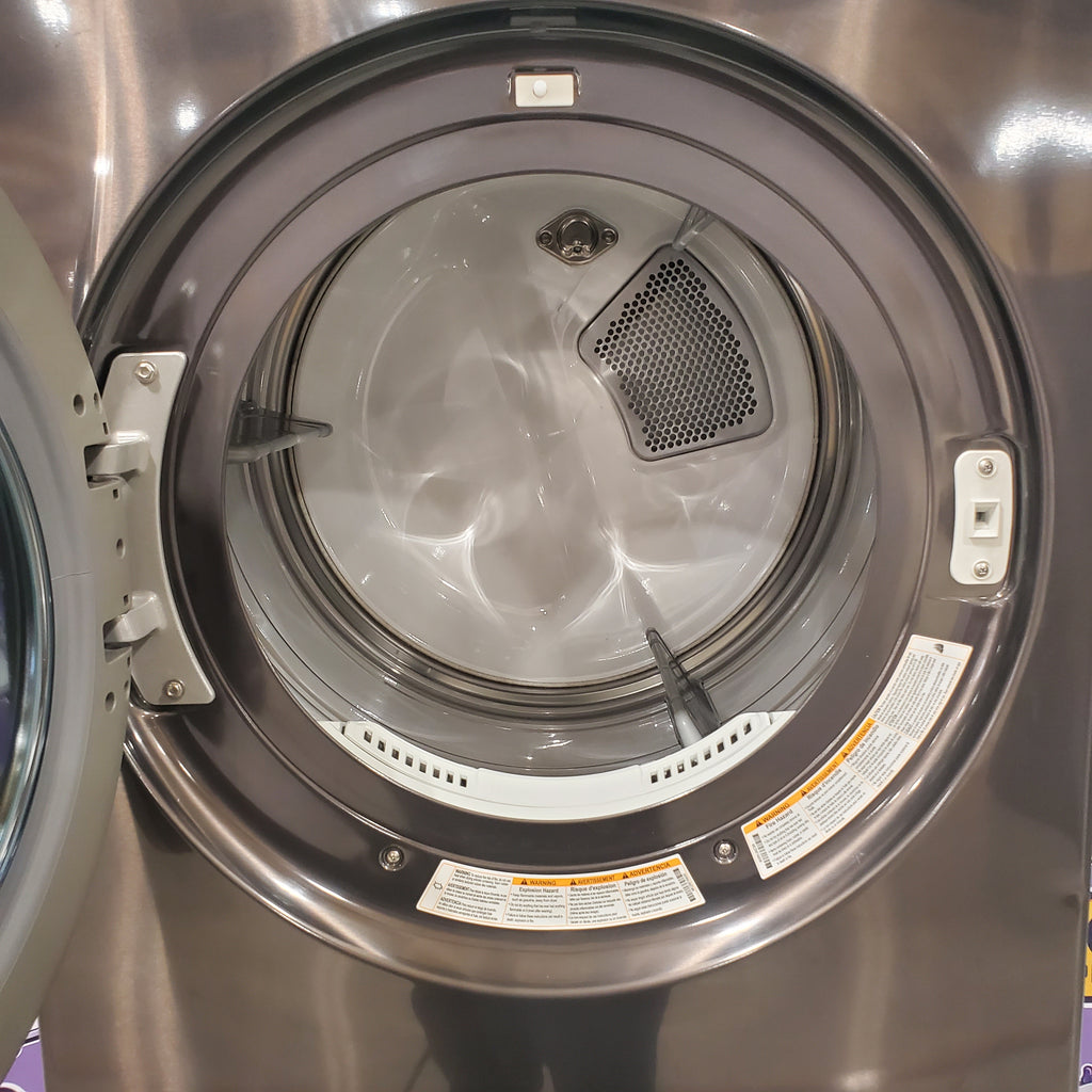 Pictures of Single Unit Front Load AI Technology LG WashTower™ with Center Control™ 4.5 cu. ft. Washer and 7.4 cu. ft. Gas Dryer WKGX201HBA - Scratch & Dent (Minor) - Neu Appliance Outlet - Discount Appliance Outlet in Austin, Tx