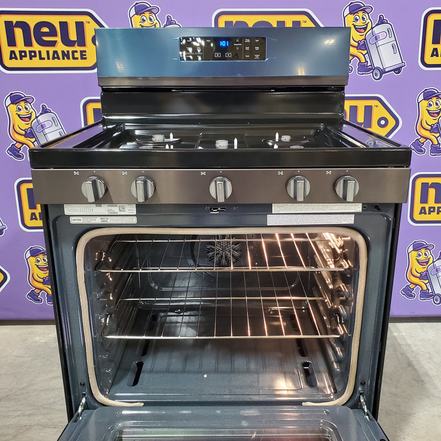 Whirlpool 5.0 Cu. Ft. Self-Cleaning Freestanding Gas Convection Range in Black Stainless Steel LA100 - WFG550S0HV - Open Box