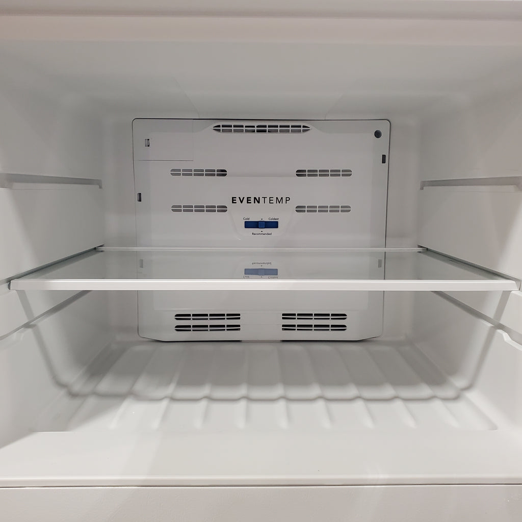 Frigidaire 20 Cu. Ft. Garage Ready Top Freezer Refrigerator 20231SD240 - FFHT2045XW - Scratch & Dent (Major)