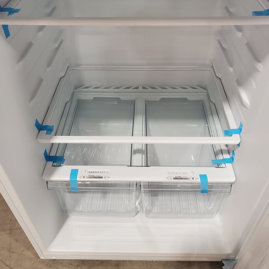 Pictures of Vissani 18 cu. ft. Top Freezer Refrigerator in White with Adjustable Temperature Controls 25SD040 - MDTF18WHR - Scratch & Dent (Moderate) - Neu Appliance Outlet - Discount Appliance Outlet in Austin, Tx