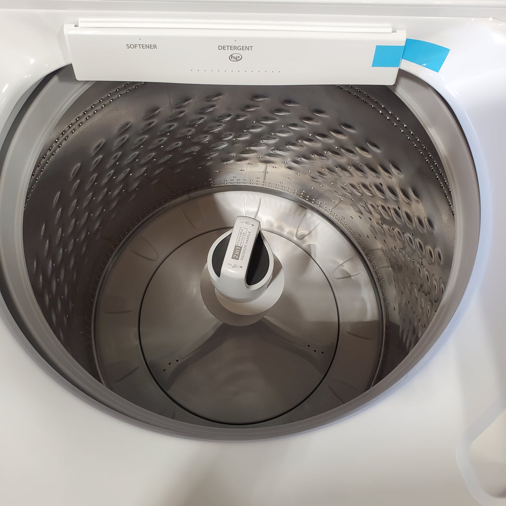 Pictures of 5.2–5.3 Cu. Ft. Whirlpool® Top Load Washer in White with Removable Agitator WTW6157PW - Open Box and 7.0 Cu. Ft. Whirlpool® Top Load Electric Dryer in White with Moisture Sensor WED6150PW - Open Box - Neu Appliance Outlet - Discount Appliance Outlet in Austin, Tx