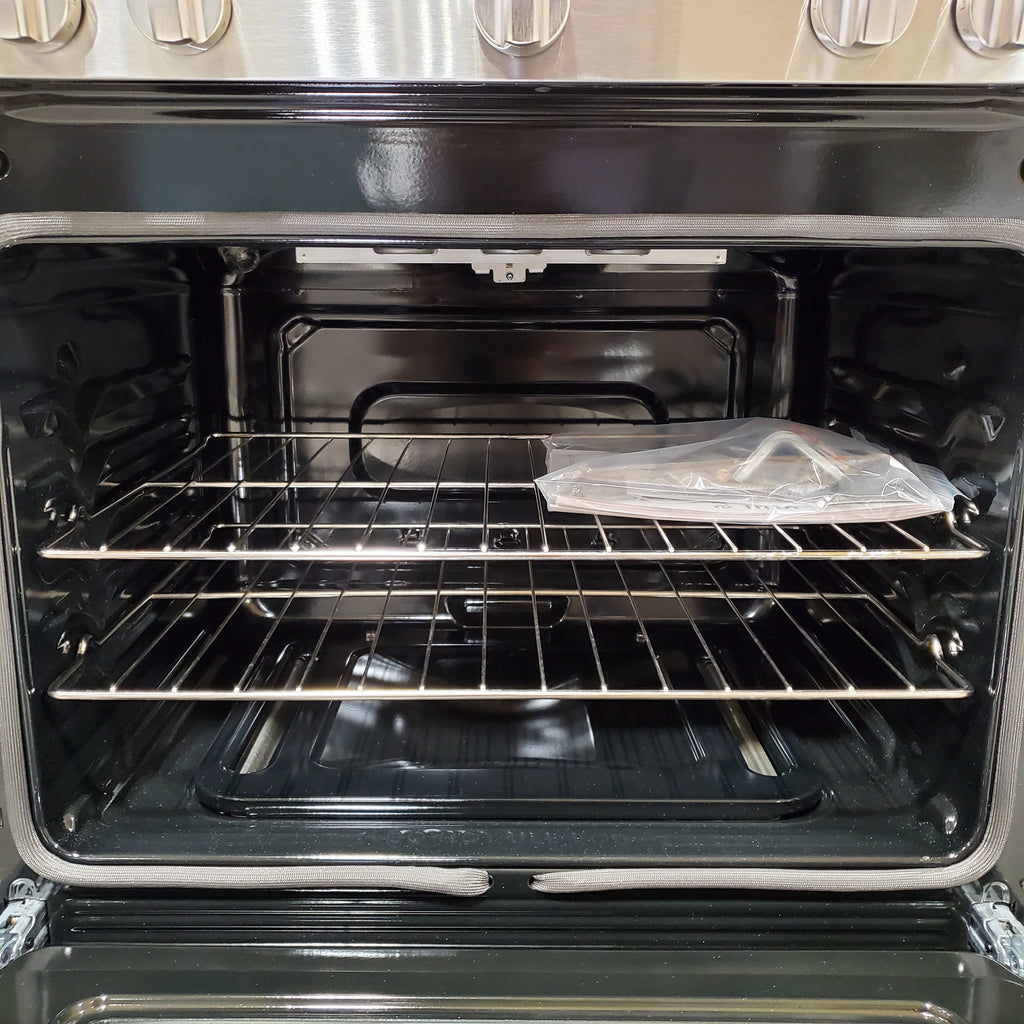 Frigidaire 5 Burner Freestanding Gas Range in Stainless Steel with Quick Boil and Steam Clean 4SD477 - FCRG3062AS - Scratch & Dent (Minor)