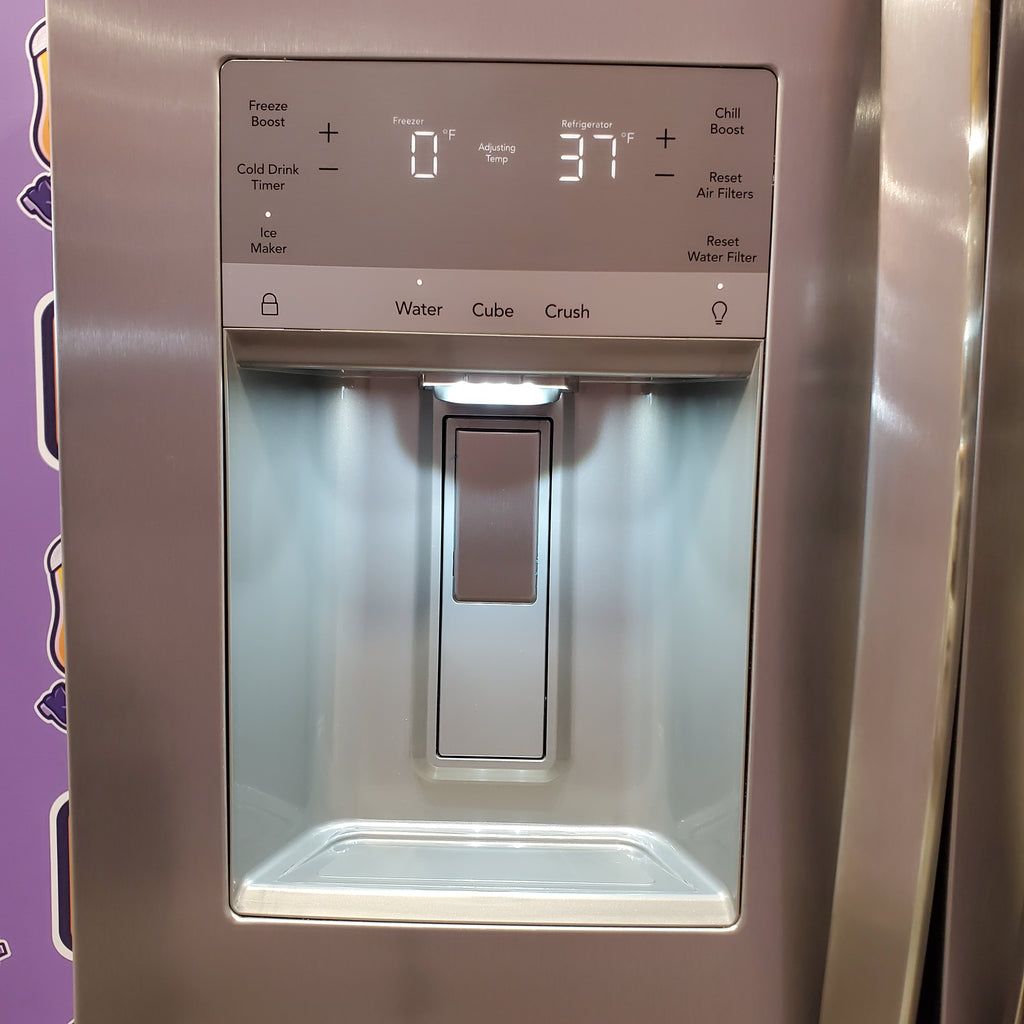 Pictures of Frigidaire Gallery 22 Cu. Ft. 33" Standard-Depth Side-by-Side Refrigerator 22136SD336 - GRSS2352AF - Scratch & Dent (Moderate) - Neu Appliance Outlet - Discount Appliance Outlet in Austin, Tx