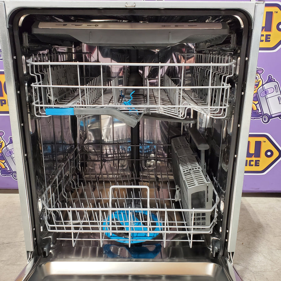 Frigidaire Gallery Dishwasher in Stainless Steel 20132SD381 - GDSP471TAF - Scratch & Dent (Moderate)