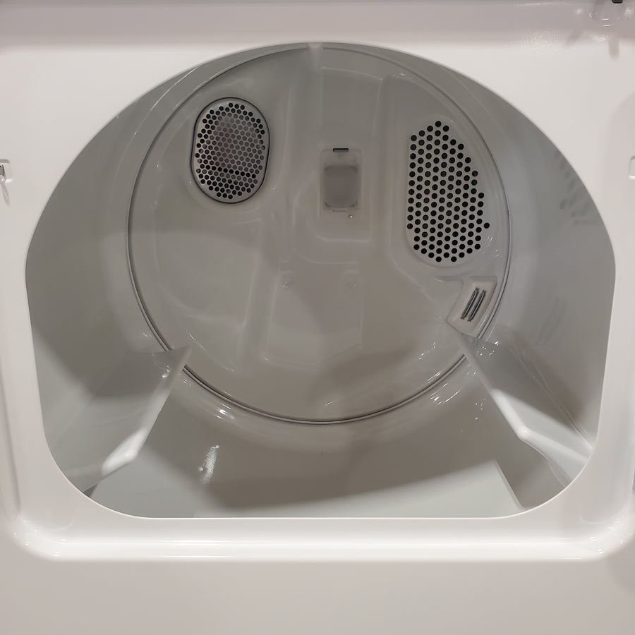 Maytag Top Load 4.8 cu ft Washer with Deep Fill and Slow-Close Glass Lid MVW6200KW - Scratch & Dent (Moderate) and Maytag 7.0 cu ft Electric Dryer with Moisture Sensing and Quick Dry Cycle 16232 - MED6200KW - Scratch & Dent (Minor)