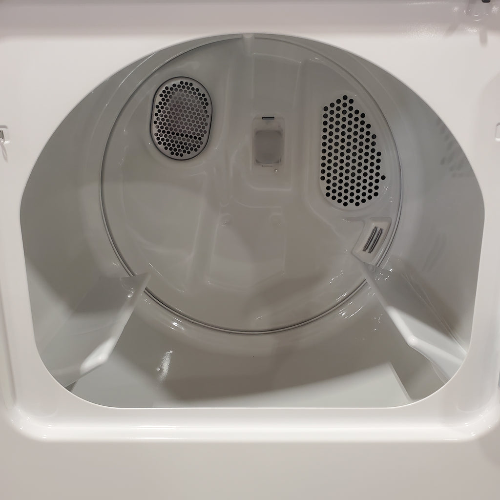 Pictures of Maytag Top Load 4.8 cu ft Washer with Deep Fill and Slow-Close Glass Lid MVW6200KW - Scratch & Dent (Moderate) and Maytag 7.0 cu ft Electric Dryer with Moisture Sensing and Quick Dry Cycle 16232 - MED6200KW - Scratch & Dent (Minor) - Neu Appliance Outlet - Discount Appliance Outlet in Austin, Tx