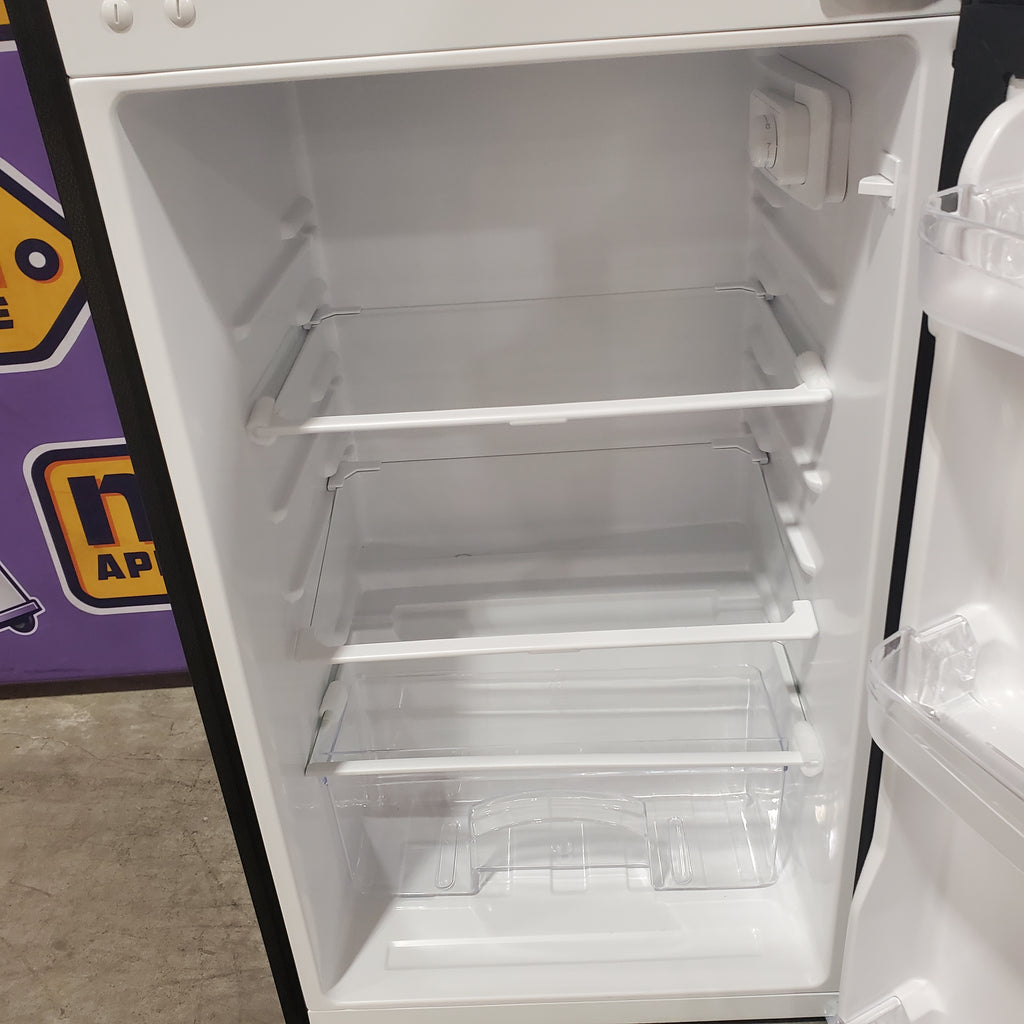 Vissani 4.5 cu. ft. 2-Door Mini Refrigerator in Platinum Steel with Freezer SA590 - HVDR45PS - Scratch & Dent (Minor)