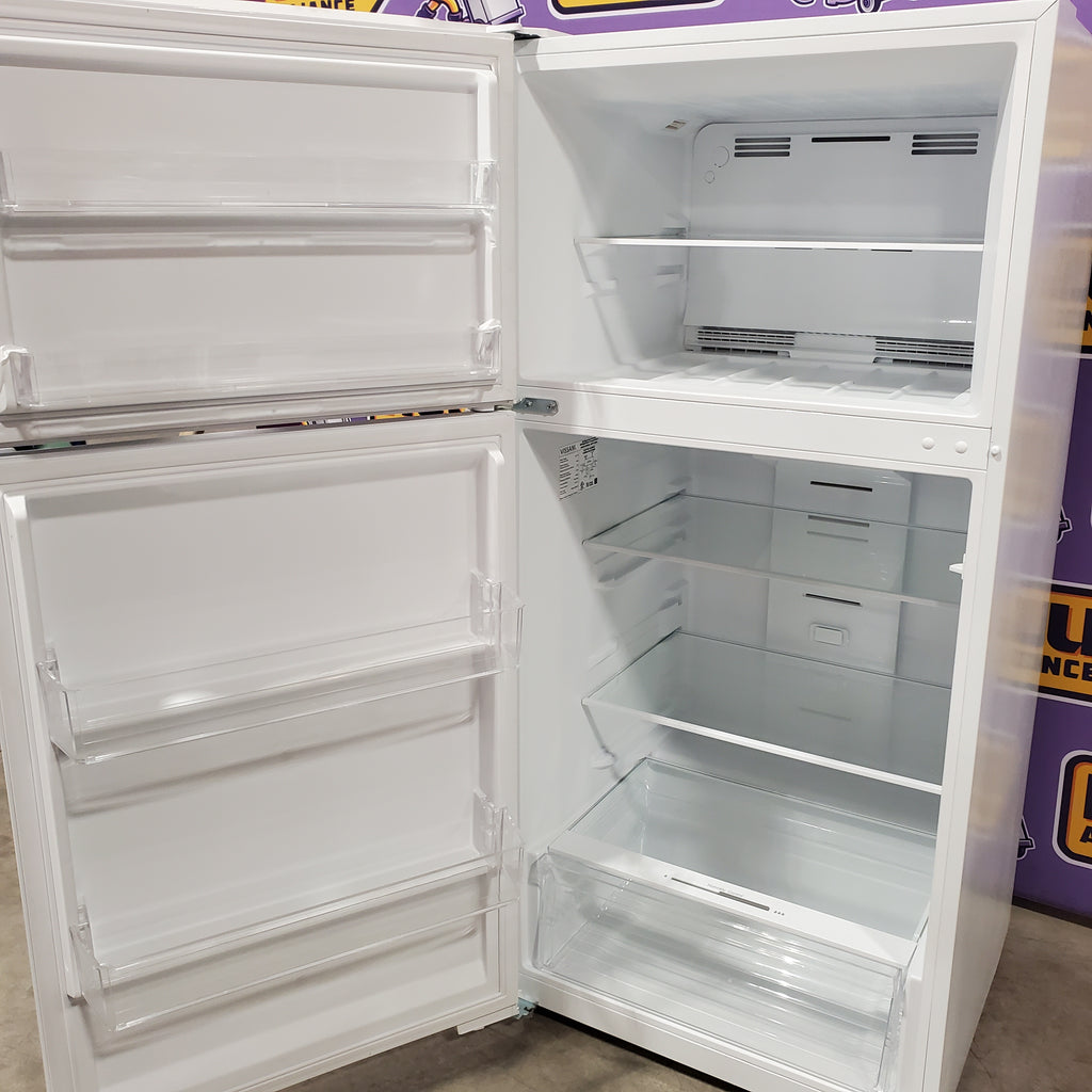 Vissani 14.2 cu. ft. Top Freezer Refrigerator in White, Garage Ready 251310SD904 - MDTF14WH5 - Scratch & Dent (Minor)