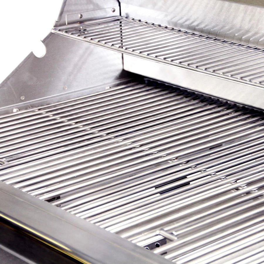 Coyote C-Series 35.5" Built-In Gas Grill in Stainless Steel 1118351 - C2C36LP - Scratch & Dent (Moderate)