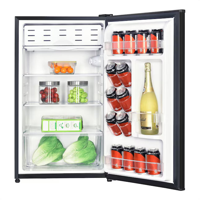 Magic Chef 4.4-cu ft Mini Fridge with Freezer ENERGY STAR in Black HMR440BE - Scratch & Dent (Moderate)