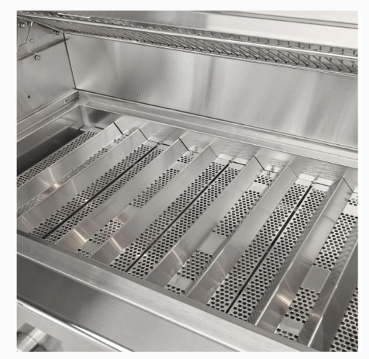 Coyote CL-Series 36-in 4-Burner Built-In Natural Gas Grill w/ Lift-Assist Hood & Safety Valve C3CL36NG - Scratch & Dent (Minor)