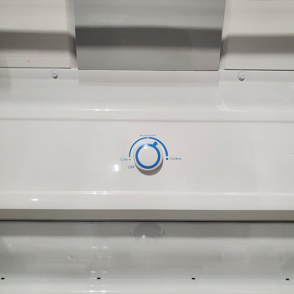 Pictures of Frigidaire 20 Cu. Ft. Garage Ready Upright Freezer in Carbon 3SD1019 - FRUF2020AN - Scratch & Dent (Moderate) - Neu Appliance Outlet - Discount Appliance Outlet in Austin, Tx