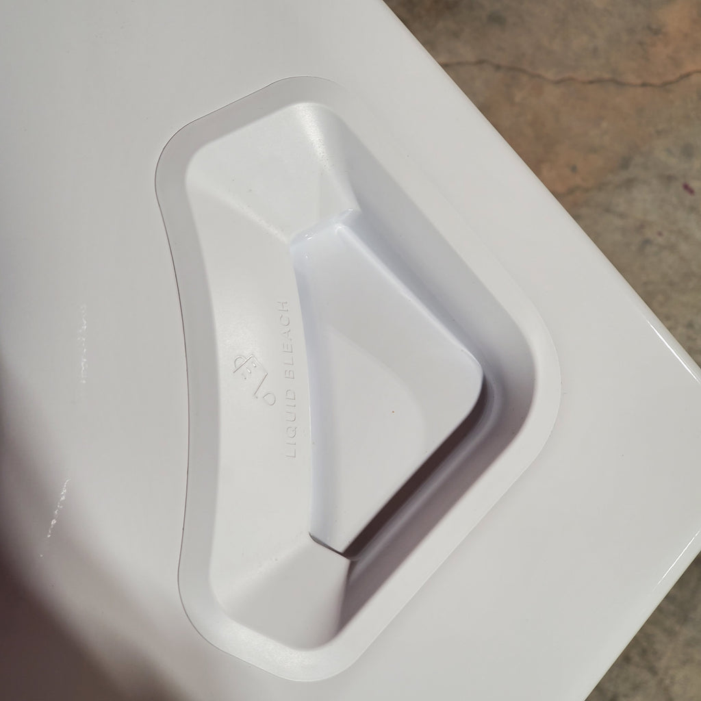 Maytag 5.2 cu. ft. High Efficiency Agitator Extra Large Top-Load Washer MVW7230HW - Certified Refurbished and Maytag 7.4 Cu. Ft. Top Load Electric Dryer with Extra Power and Advanced Moisture Sensing 16105 - MED6205RW - Scratch & Dent (Minor)