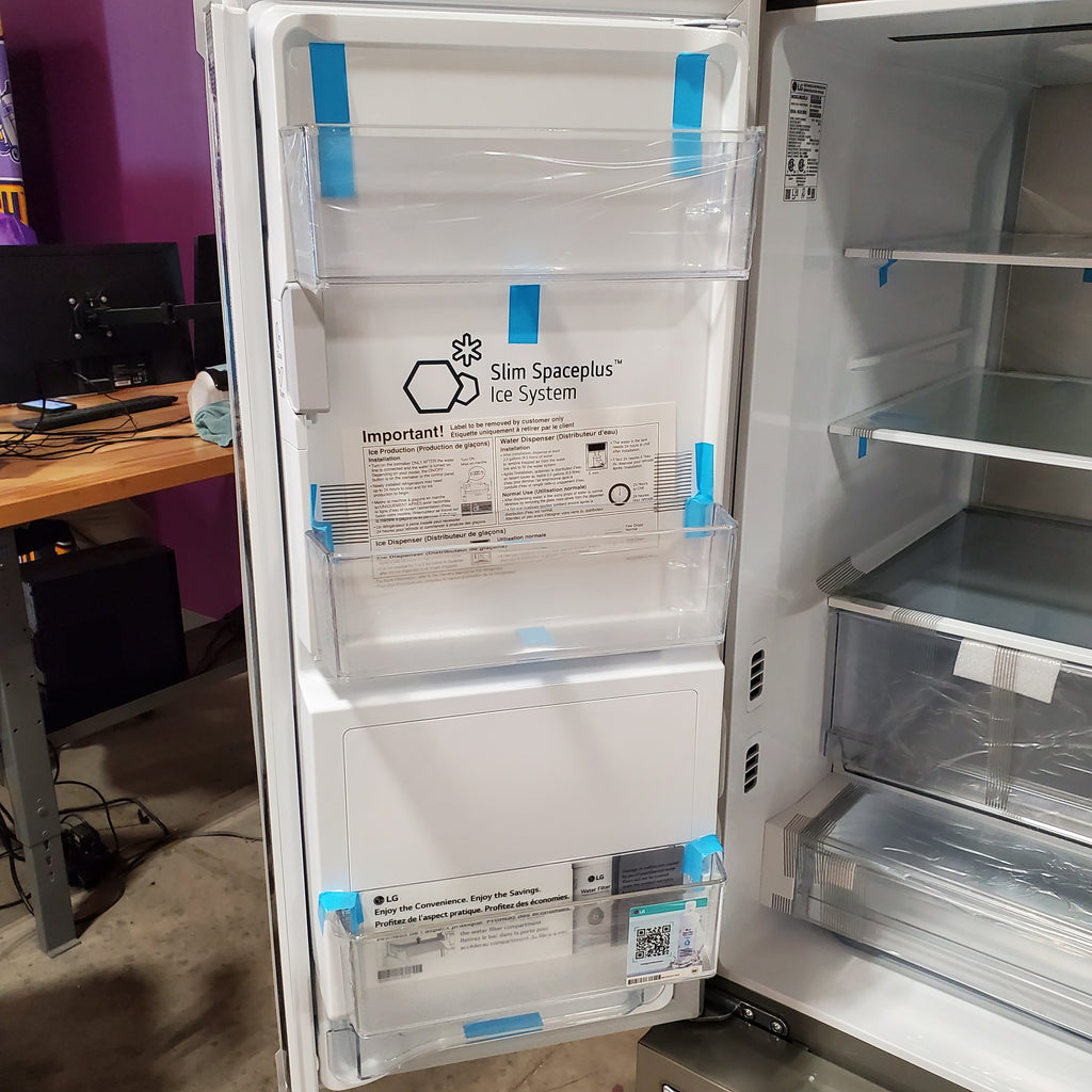 LG 31 cu. ft. Smart Standard-Depth MAX™ French Door Refrigerator with Dual Ice 3SD919 - LRFXS3106S - Scratch & Dent (Minor)