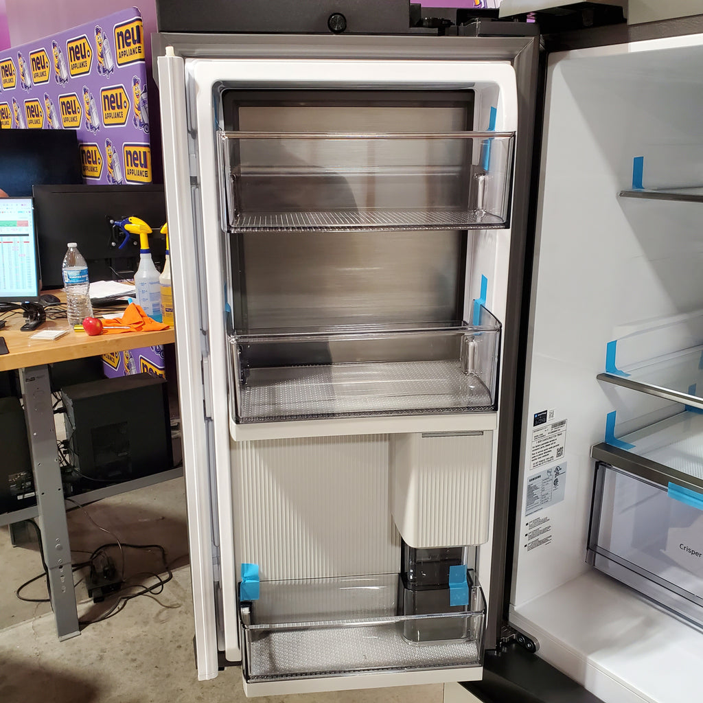 Pictures of Samsung Bespoke AI 4-Door French Door 3SD860 - RF23BB860012 - Open Box - Neu Appliance Outlet - Discount Appliance Outlet in Austin, Tx