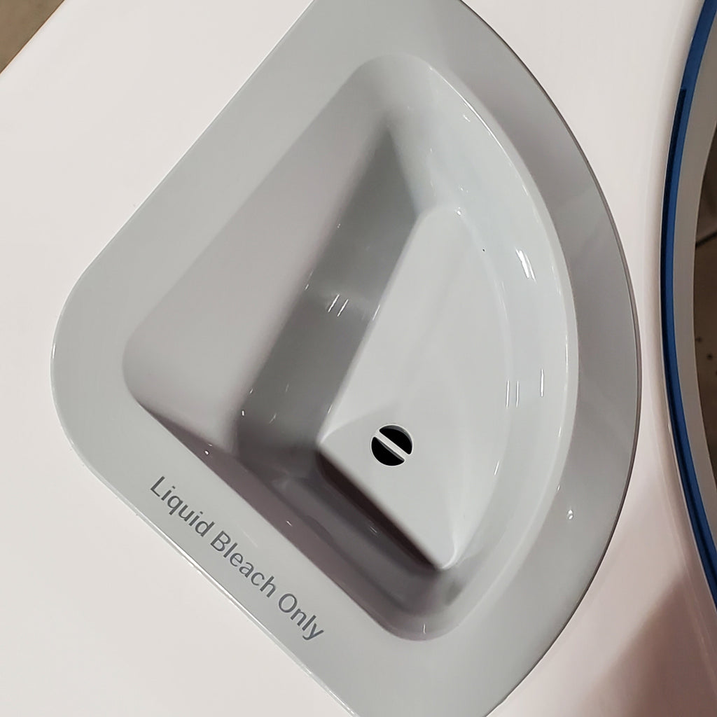 Pictures of GE Profile™ ENERGY STAR® 5.0 cu. ft. Capacity Washer with Smarter Wash Technology PTW600BSRWS - New in Box and GE Profile™ ENERGY STAR® 7.4 cu. ft. Capacity Electric Dryer with Sanitize Cycle 16229 - PTD60EBSRWS - Scratch & Dent (Moderate) - Neu Appliance Outlet - Discount Appliance Outlet in Austin, Tx