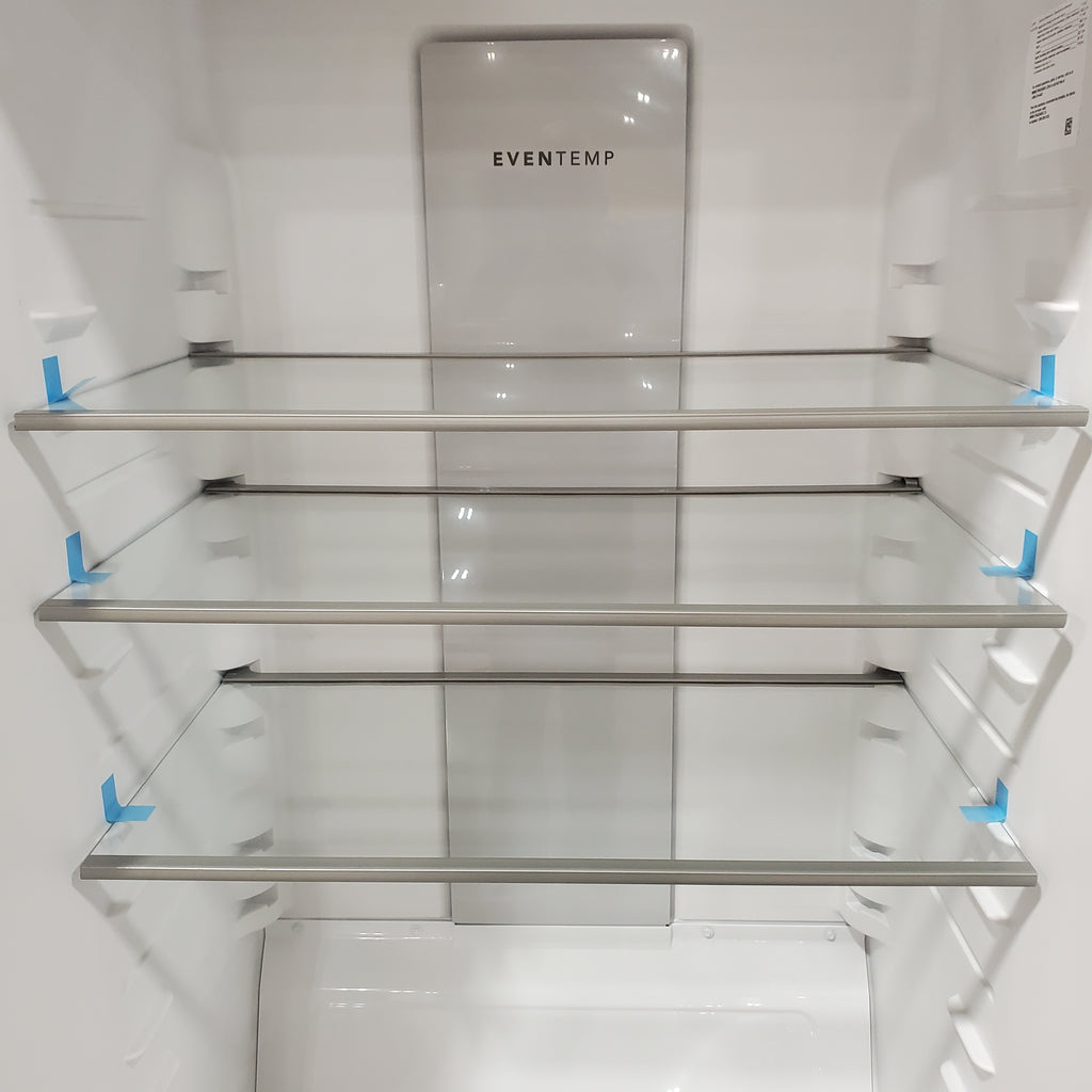 Pictures of Frigidaire 20 Cu. Ft. ENERGY STAR Garage Ready White Upright Freezer with EvenTemp™ Cooling System 20SD109 - FFUE2024AW - Scratch & Dent (Minor) - Neu Appliance Outlet - Discount Appliance Outlet in Austin, Tx