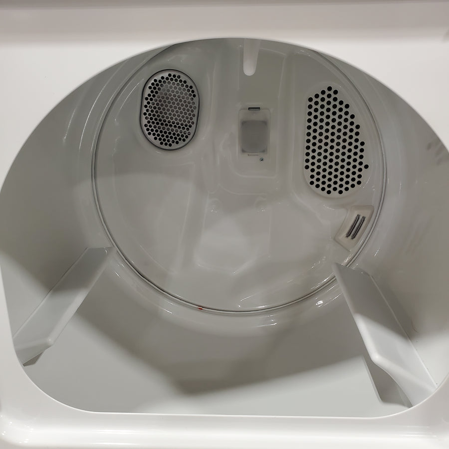 Maytag Top Load 4.8 cu ft Washer with Deep Fill and Slow-Close Glass Lid MVW6200KW - Scratch & Dent (Minor) and Maytag 7.0 cu ft Electric Dryer with Moisture Sensing and Quick Dry Cycle 16191 - MED6200KW - Scratch & Dent (Moderate)
