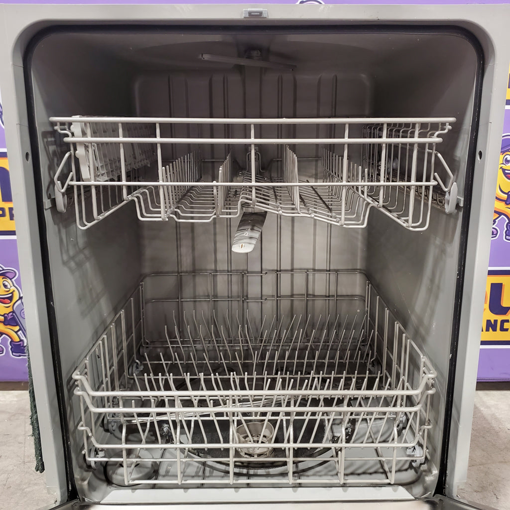 Pictures of Samsung Digital Touch Control 55 dBA Dishwasher in Stainless Steel 05CR71 - DW80R2031US - Scratch & Dent (Minor) - Neu Appliance Outlet - Discount Appliance Outlet in Austin, Tx