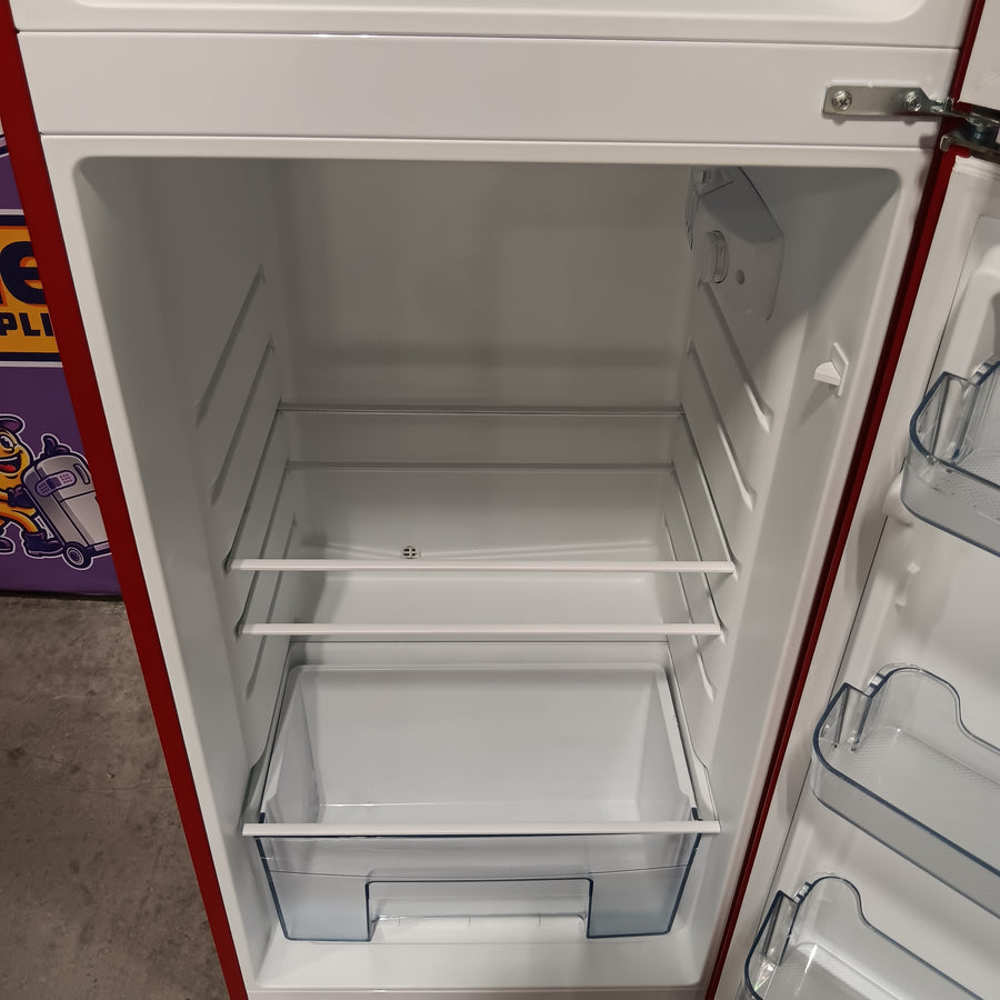 Galanz 22 in. 7.6 cu. ft. Retro Top Freezer Refrigerator, Hot Rod Red, Energy Star 25139SD812 - GLRF76TMRDER2 - Scratch & Dent (Moderate)