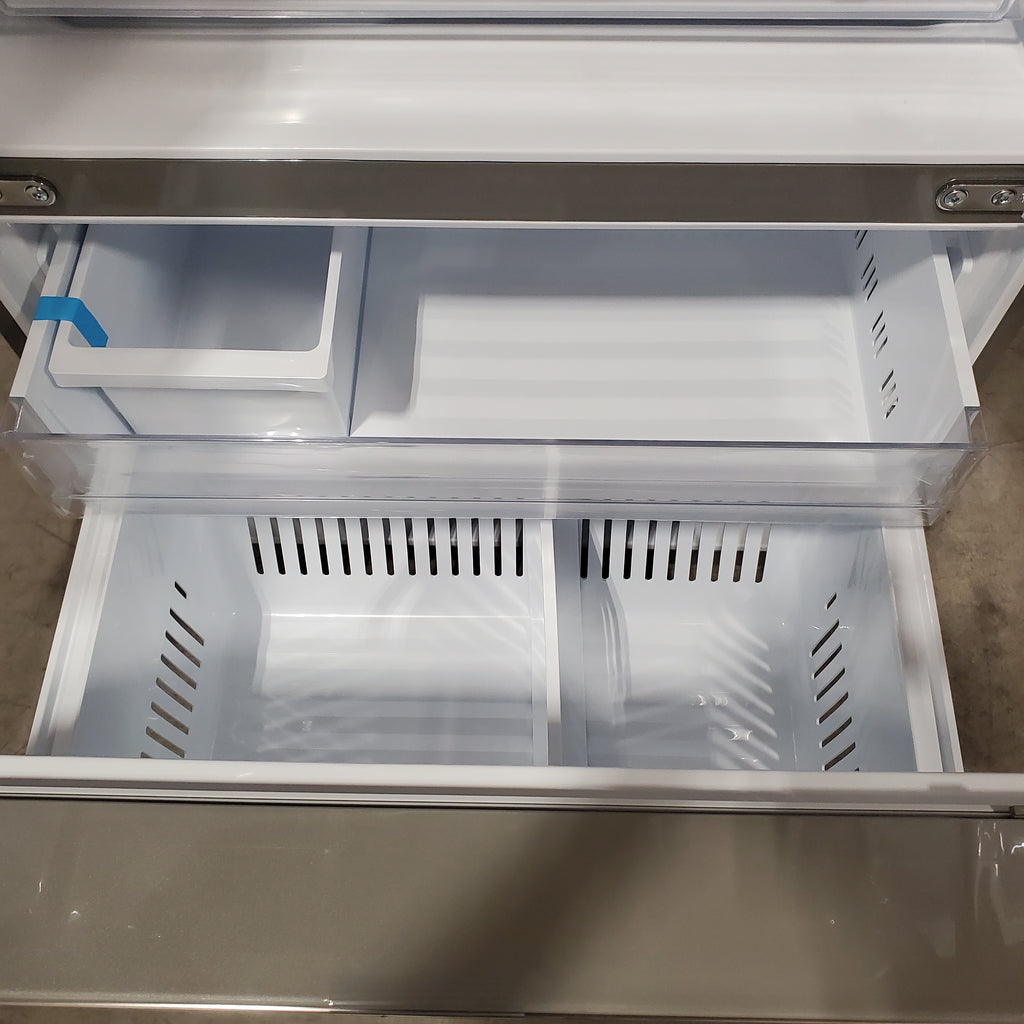 Pictures of LG 27 cu. ft. Smart Counter-Depth MAX™ French Door Refrigerator with Linear Cooling™ and Internal Water Dispenser 21SD012 - LRFLC2706S - Open Box - Neu Appliance Outlet - Discount Appliance Outlet in Austin, Tx