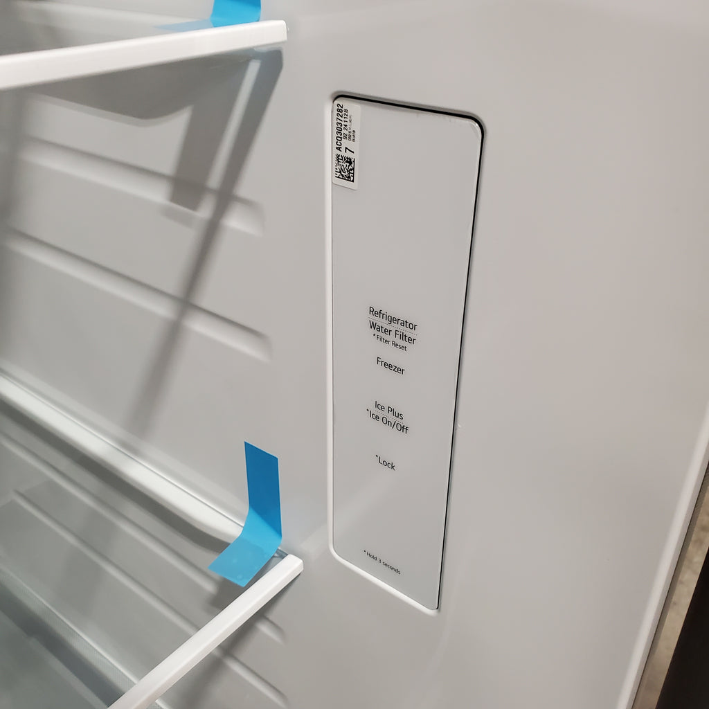 Pictures of LG 27 cu. ft. Side-by-Side Refrigerator with Smooth Touch Ice Dispenser 21SD009 - LRSXS2706S - Open Box - Neu Appliance Outlet - Discount Appliance Outlet in Austin, Tx