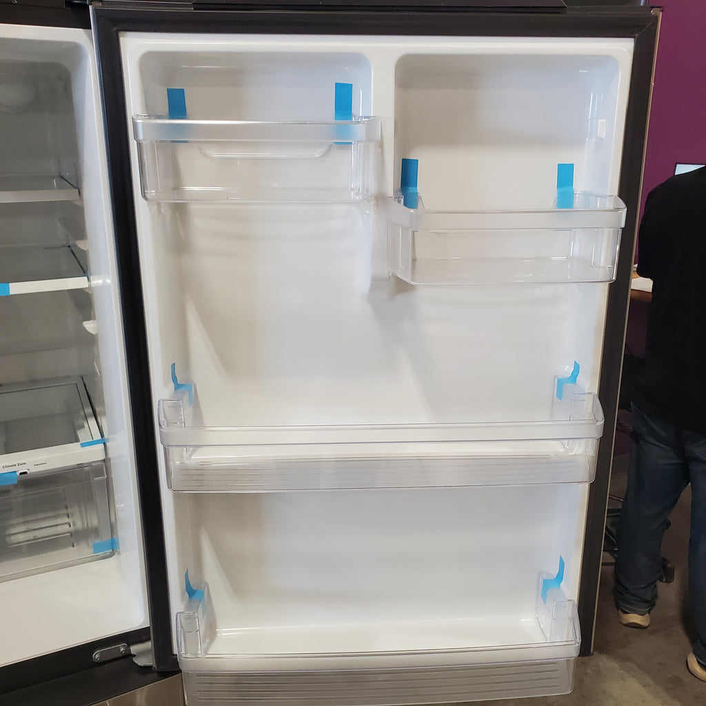 Pictures of 30" Wide GE® Fingerprint Resistant Stainless ENERGY STAR® 21.0 Cu. Ft. Bottom-Freezer Refrigerator with Ice Maker GDE21EYKFS - Open Box - Neu Appliance Outlet - Discount Appliance Outlet in Austin, Tx