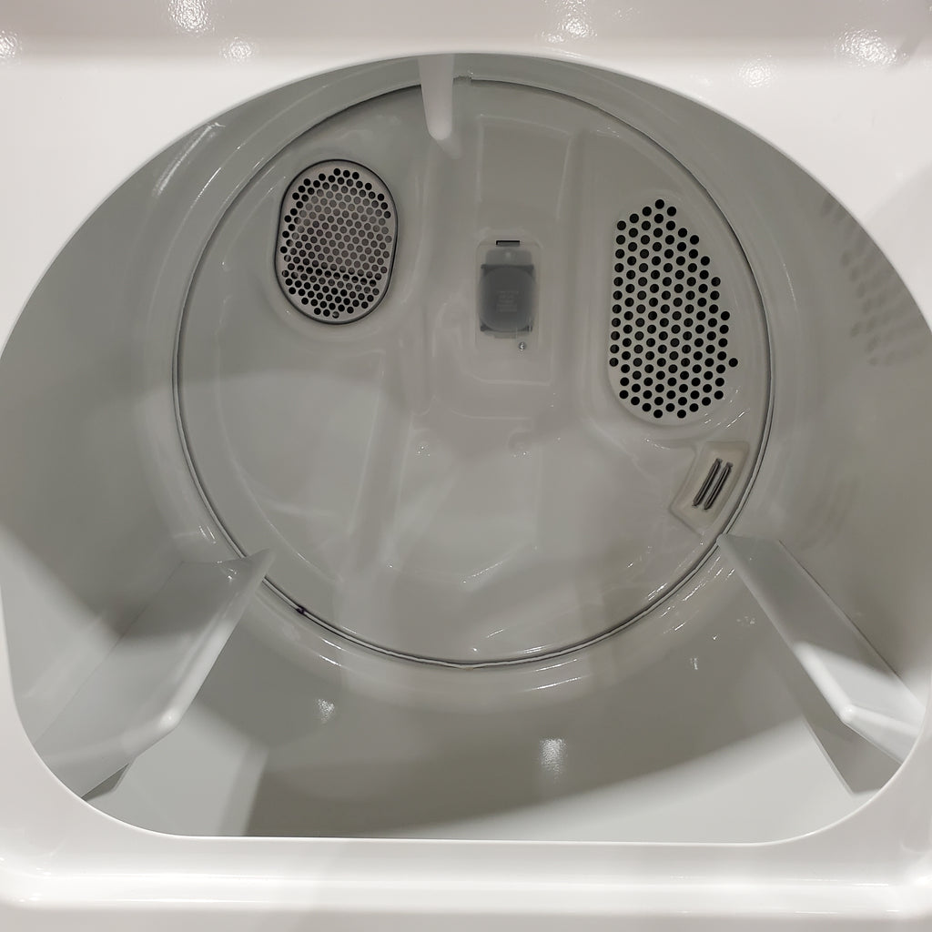 Pictures of Maytag Top Load 4.8 cu ft Washer with Deep Fill and Slow-Close Glass Lid MVW6200KW - Scratch & Dent (Minor) and Maytag 7.0 cu. ft Top Load Gas Dryer with Moisture Sensing 16172 - MGD6200KW - Scratch and Dent (Minor) - Neu Appliance Outlet - Discount Appliance Outlet in Austin, Tx