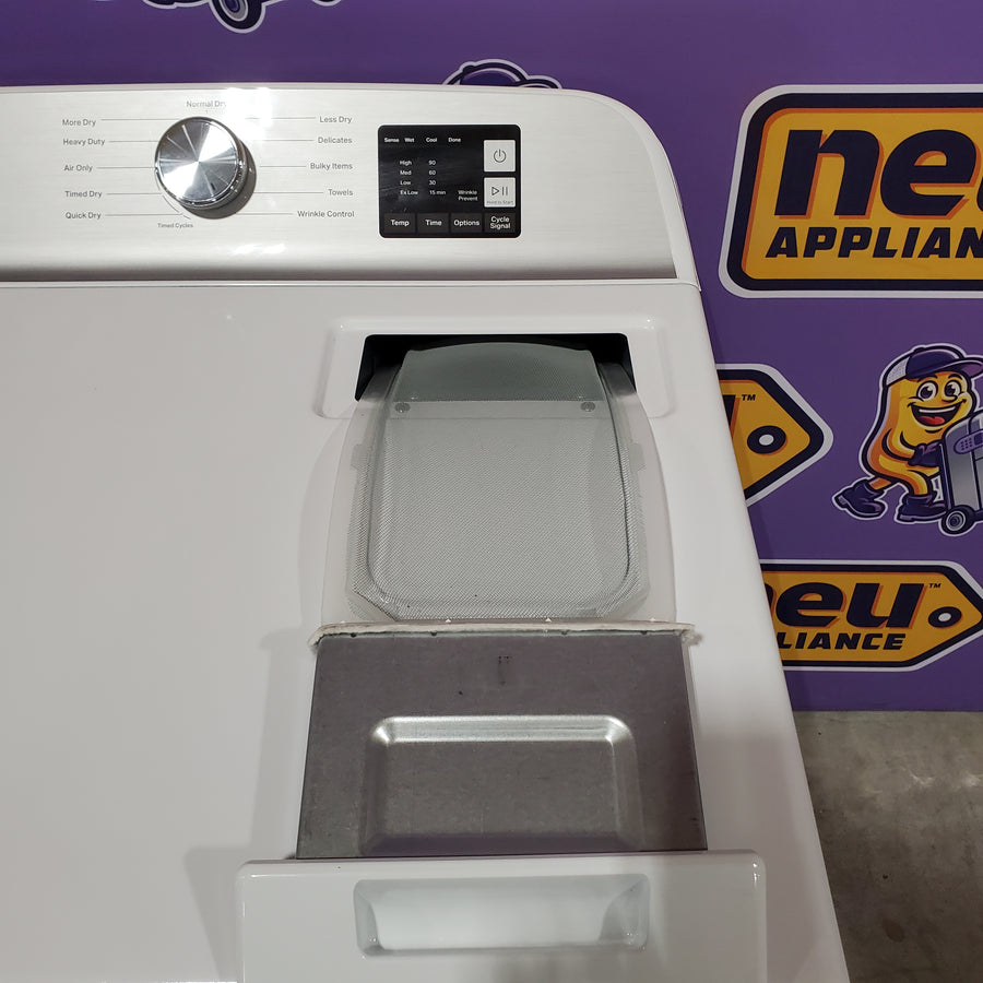 Maytag Top Load 4.8 cu ft Washer with Deep Fill and Slow-Close Glass Lid MVW6200KW - Scratch & Dent (Moderate) and Maytag 7.0 cu. ft Top Load Gas Dryer with Moisture Sensing 16219 - MGD6200KW - Scratch and Dent (Minor)