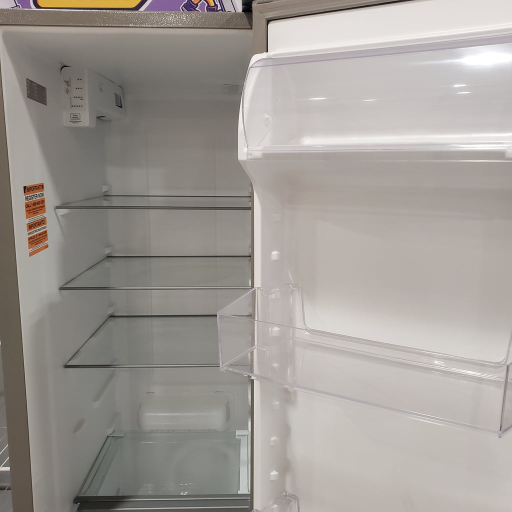 Pictures of Whirlpool 24 cu ft Capacity Side By Side Refrigerator with Ice and Water Dispenser in Fingerprint Resistant Stainless Steel 6SD132 - WRS315SDHZ - Scratch & Dent (Minor) - Neu Appliance Outlet - Discount Appliance Outlet in Austin, Tx