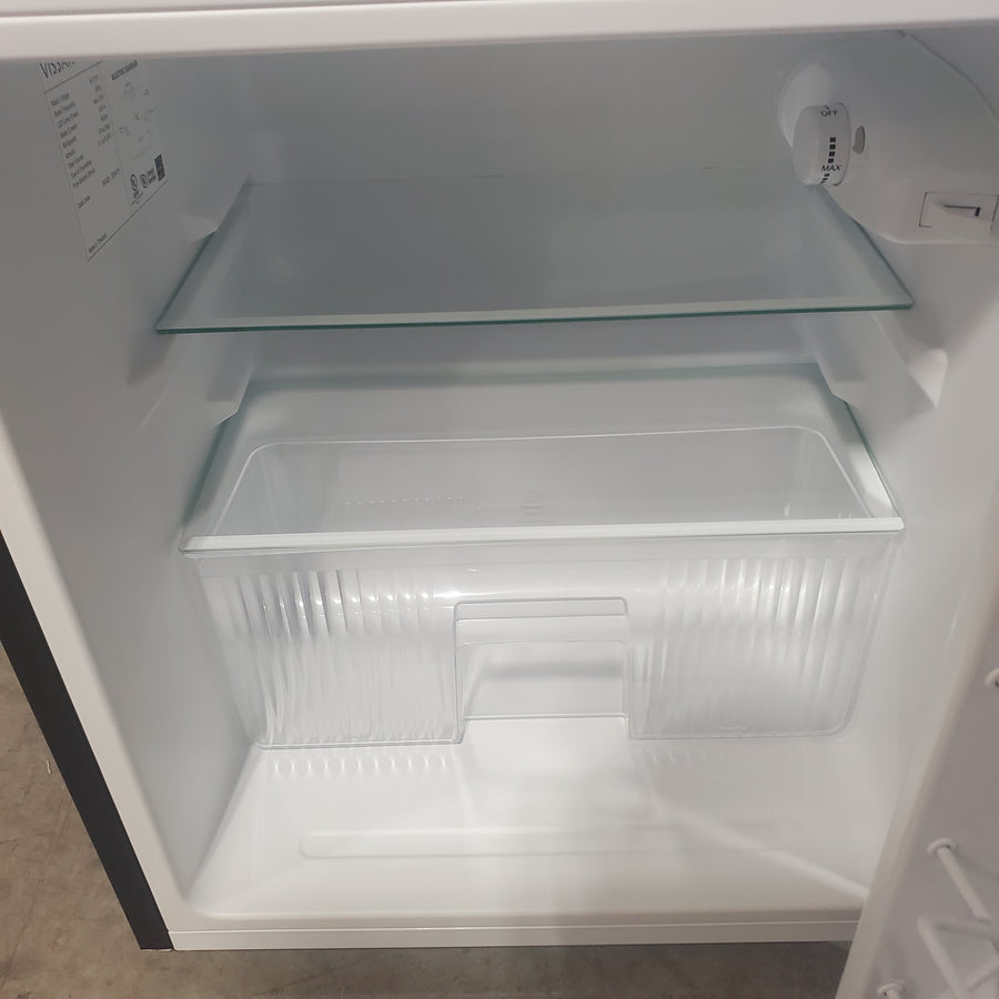 Vissani 3.2 cu. ft. Mini Refrigerator in Stainless Look with 2-Doors, Glass Shelves, and Energy Efficiency MDCM31SS5 - Scratch & Dent (Minor)