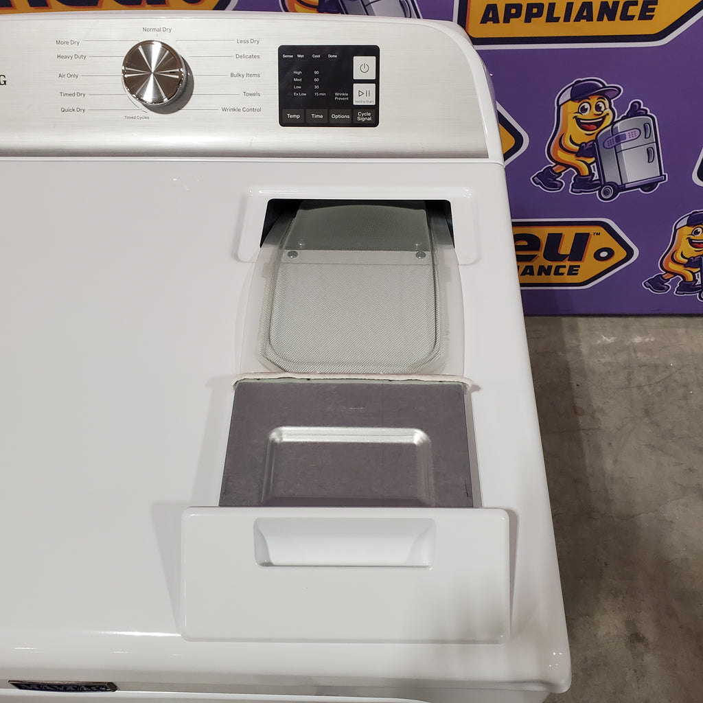 Pictures of Maytag Top Load 4.8 cu ft Washer with Deep Fill and Slow-Close Glass Lid MVW6200KW - Scratch & Dent (Minor) and Maytag 7.0 cu ft Electric Dryer with Moisture Sensing and Quick Dry Cycle 16168 - MED6200KW - Scratch & Dent (Minor) - Neu Appliance Outlet - Discount Appliance Outlet in Austin, Tx