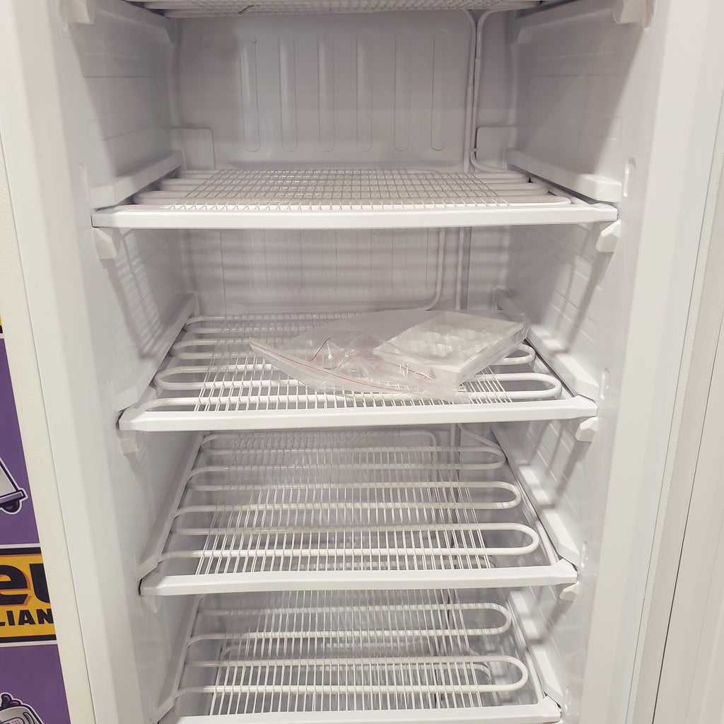 Pictures of Hamilton Beach 11 Cu Ft Upright Freezer in White 25132SD387 - HBFRF0011 - Scratch & Dent (Moderate) - Neu Appliance Outlet - Discount Appliance Outlet in Austin, Tx