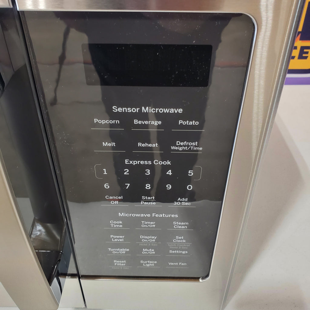 Pictures of The Allandale - 4-Piece GE Kitchen Appliance Package | GE GFE28GYNFS, GGF600AVSS, JVM7195SKSS, GDT670SYVFS - Neu Appliance Outlet - Discount Appliance Outlet in Austin, Tx