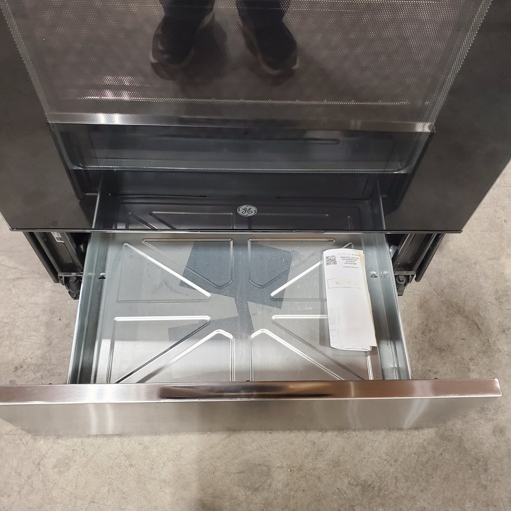 Pictures of GE Stainless Steel Free-Standing Electric Range with Crisp Mode 17SD30 - GRF500PVSS - Open Box - Neu Appliance Outlet - Discount Appliance Outlet in Austin, Tx