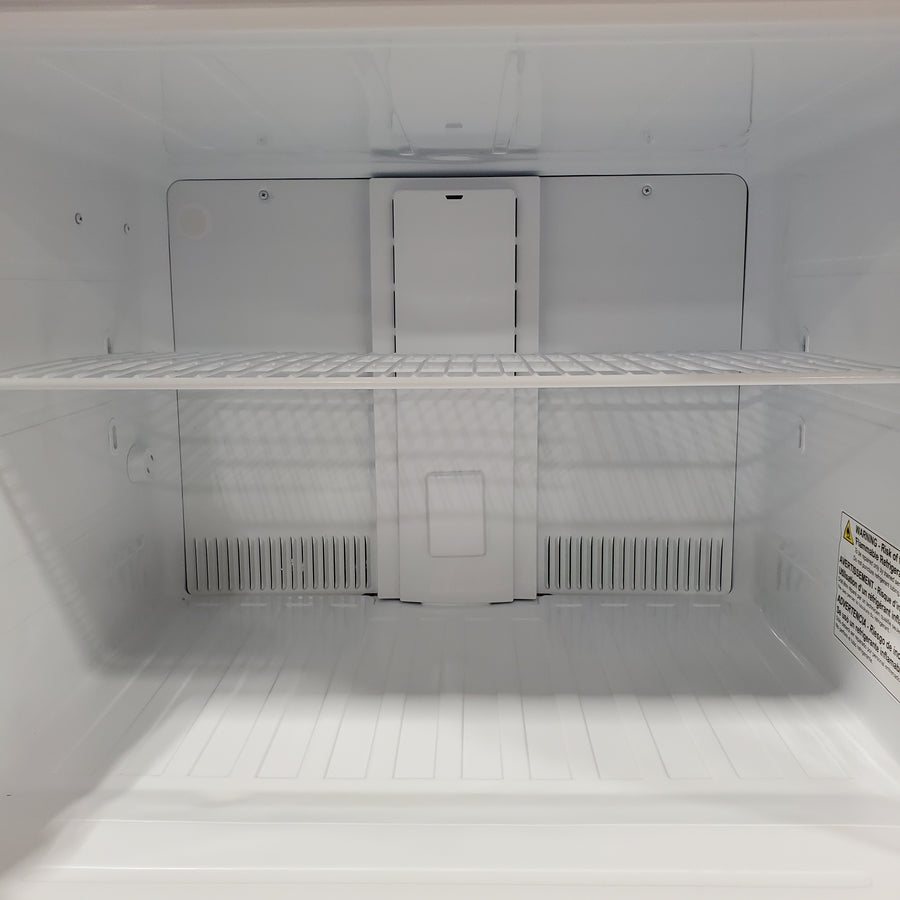 GE® ENERGY STAR® 21.1 Cu. Ft. Top-Freezer Refrigerator 31133SD127 - GTE21GSHSS - Scratch & Dent (Major)