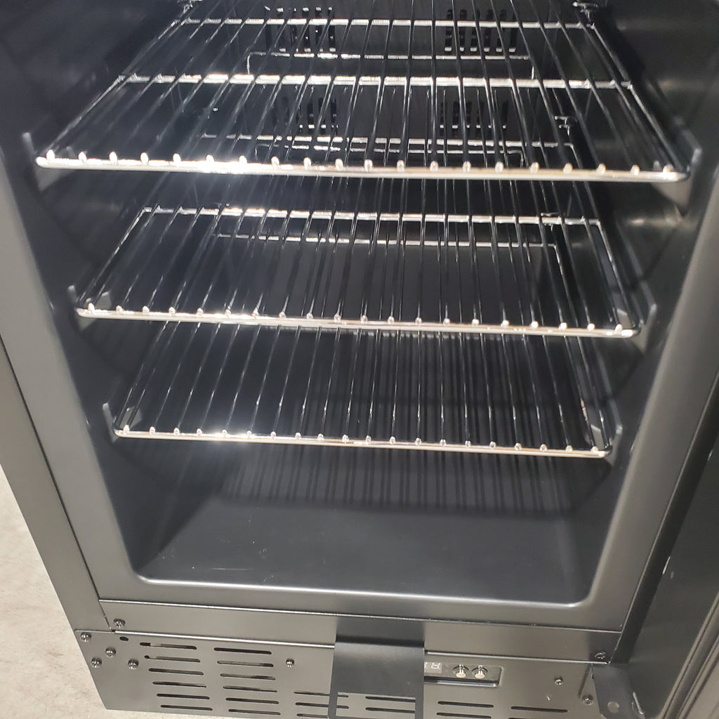 Pictures of Summit 2.7 cu. ft. Frost Free Mini Upright Freezer in Black 25133SD518 - SCFF1842 - Open Box - Neu Appliance Outlet - Discount Appliance Outlet in Austin, Tx