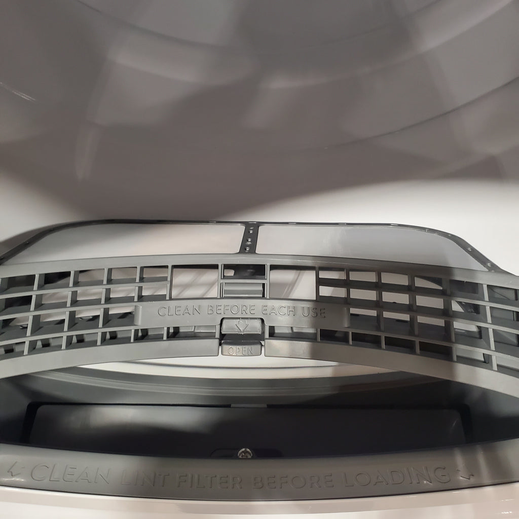 Pictures of Electrolux 300 Series Laundry Tower Single Unit Washer & Electric Dryer with LuxCare® Wash System in White ELTE7300AW - Scratch & Dent (Minor) - Neu Appliance Outlet - Discount Appliance Outlet in Austin, Tx