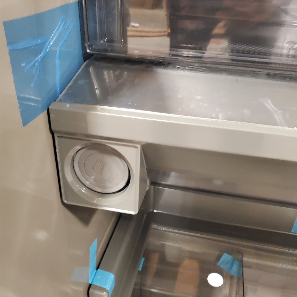 Electrolux 19 Cu. Ft. Single-Door Refrigerator 3SD620 - EI33AR80WS - Scratch & Dent (Moderate)