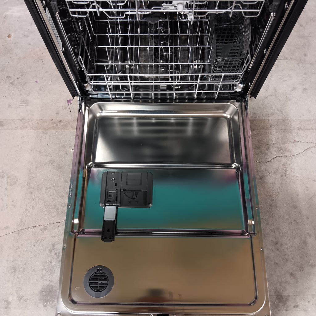 Pictures of Whirlpool 24 In. Dishwasher with Ai Intelligent Wash and Sensor Cycle in Fingerprint Stainless Steel WDTA50SAKZ - Scratch and Dent (Moderate) - Neu Appliance Outlet - Discount Appliance Outlet in Austin, Tx